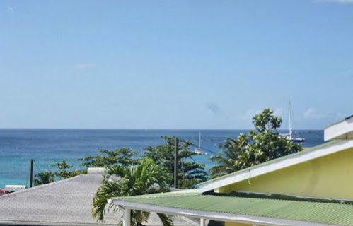Capt. Harris Suites St. George's Exterior photo