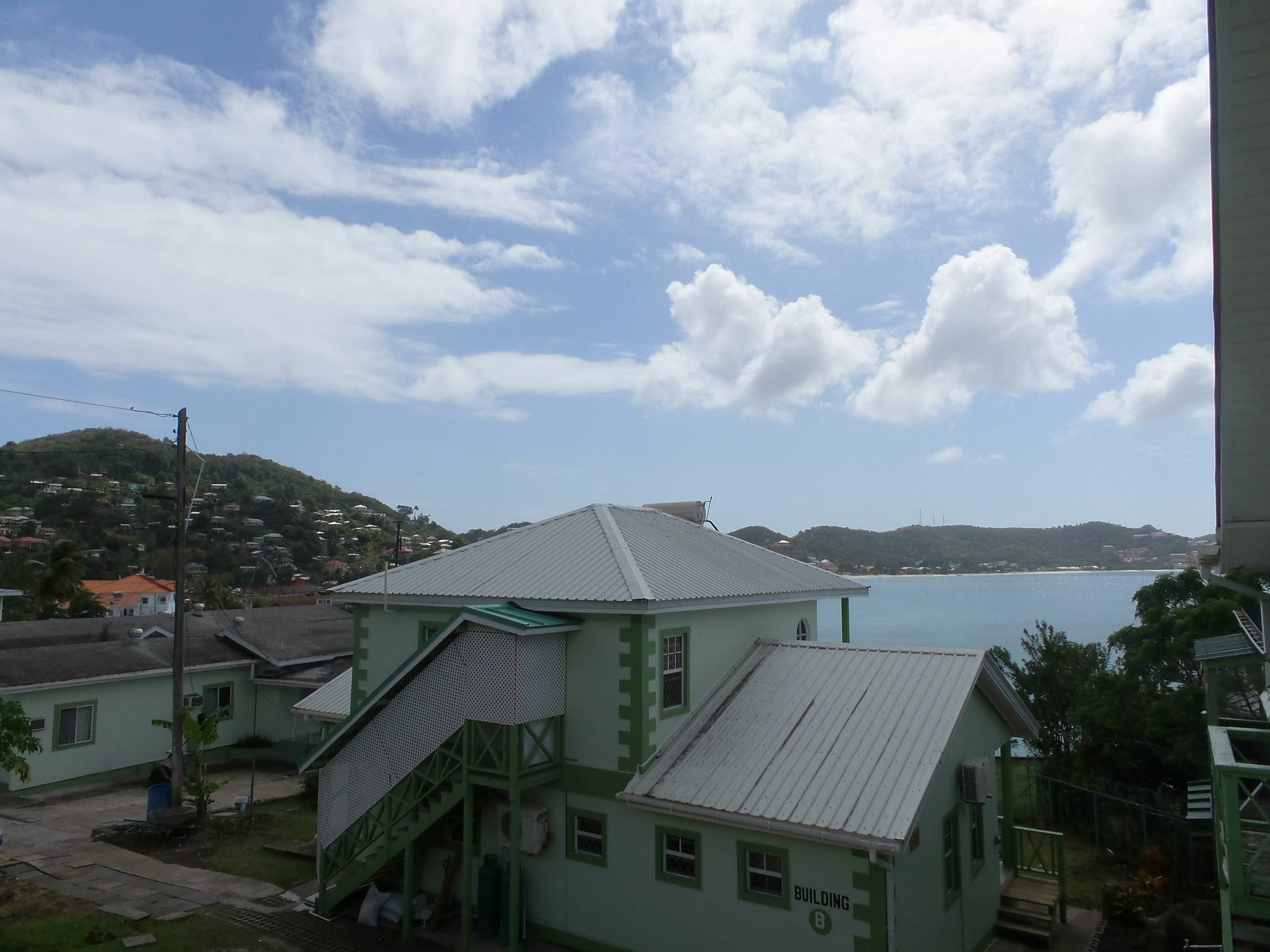 Capt. Harris Suites St. George's Exterior photo